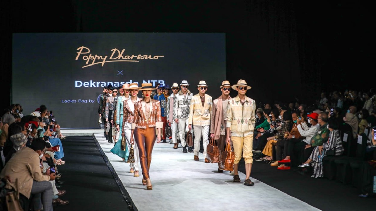 Indonesia Fashion Week 2022